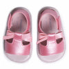 Sandalias para bebé recién nacida. Cierre con velcro ajustable para garantizar una mayor sujeción del pie. Bonito detalle de lazo. Colección primavera verano. Mayoral